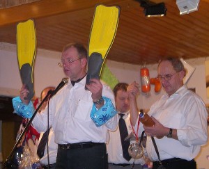 Die beiden Versteigerer Josef Rauch (links), Josef Iberer (rechts) in ihrem Element
